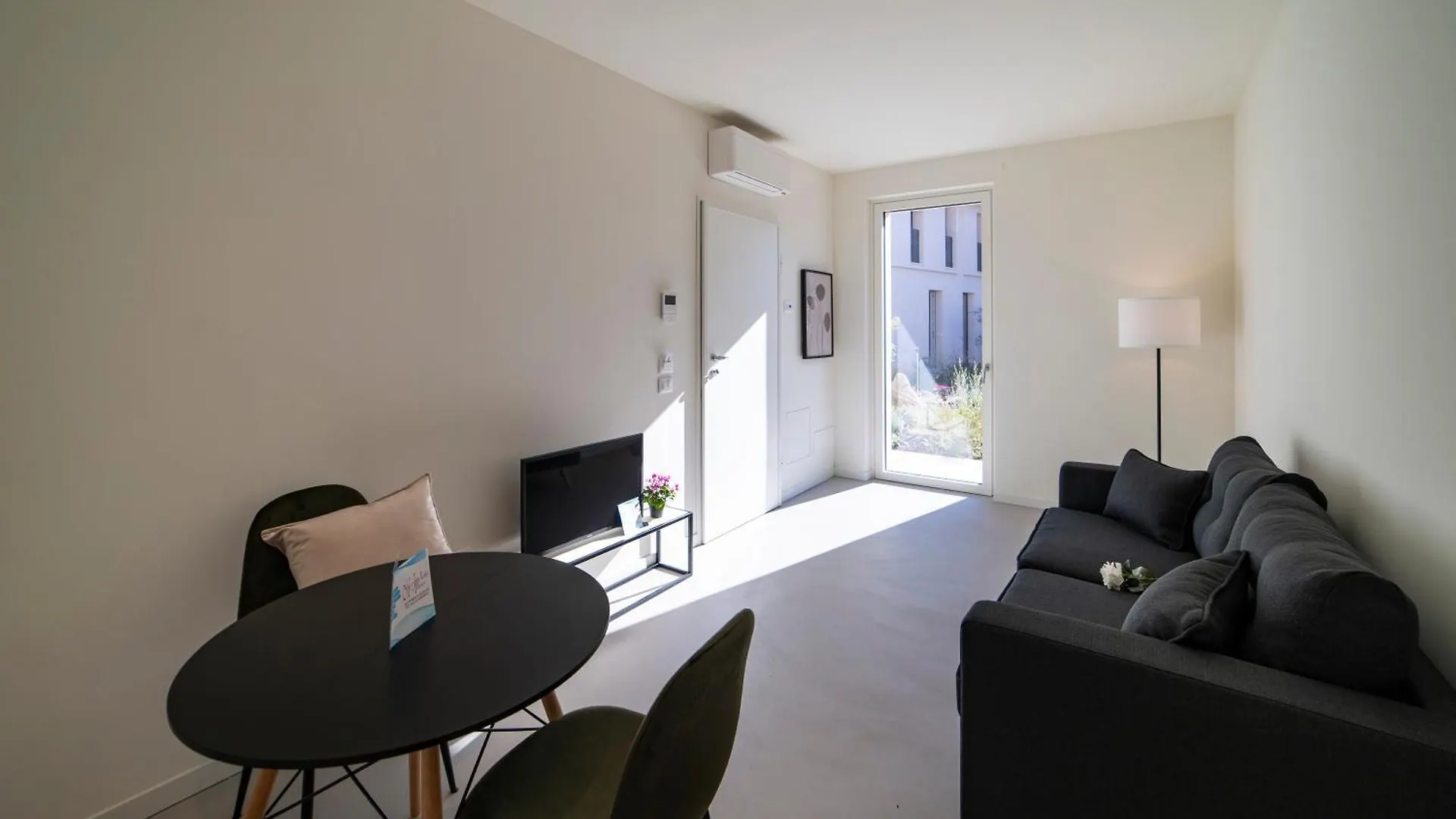 Via Vittorio Veneto 468 Chiari Aparthotel 0*,